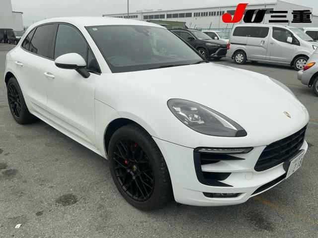Porsche MACAN 2018 7494152-0