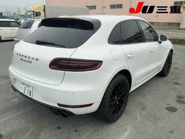 Porsche MACAN 2018 7494152-6
