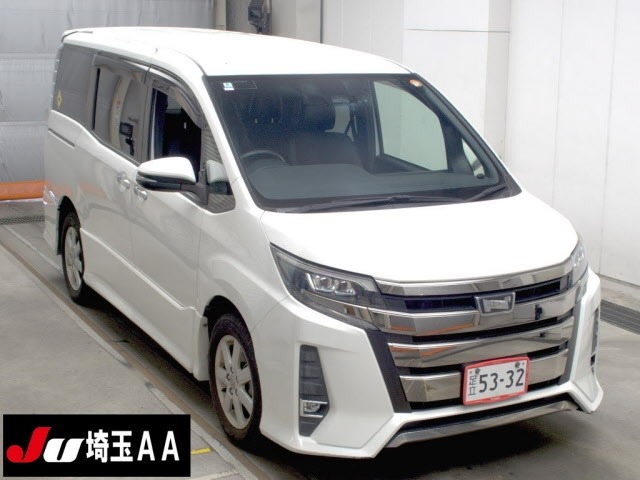 Toyota NOAH 2018 7507577-0