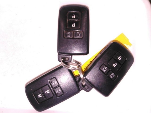 Toyota NOAH 2018 7507577-10