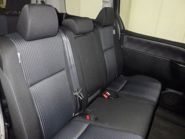 Toyota NOAH 2014 7507595-8