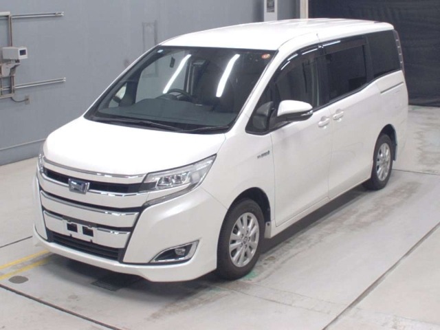 Toyota NOAH 2017 7507745-0