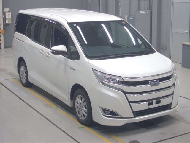 Toyota NOAH 2017 7507745-5