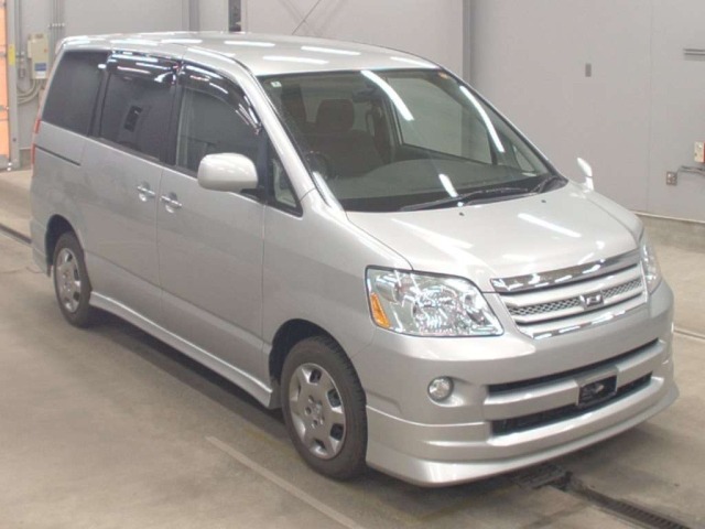 Toyota NOAH 2006 7507760-5