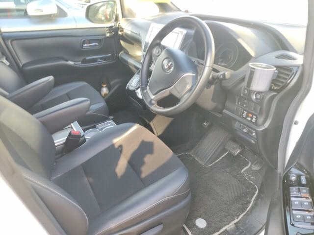 Toyota NOAH 2019 7507866-3