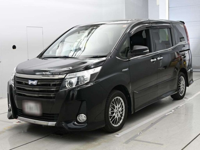 Toyota NOAH 2017 7507996-0