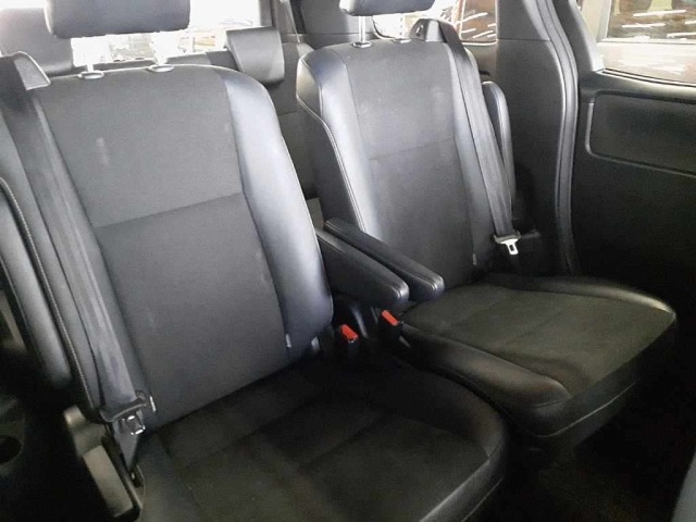 Toyota NOAH 2017 7507996-11