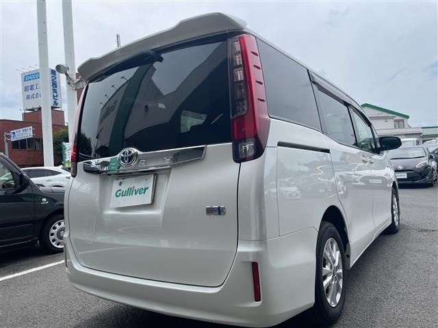 Toyota NOAH 2014 7511303-19