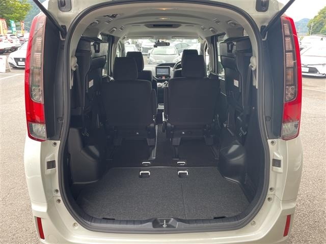 Toyota NOAH 2014 7511303-5