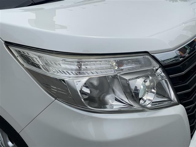 Toyota NOAH 2014 7511303-6