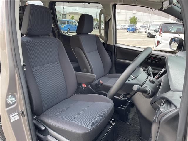 Toyota NOAH 2020 7511374-8