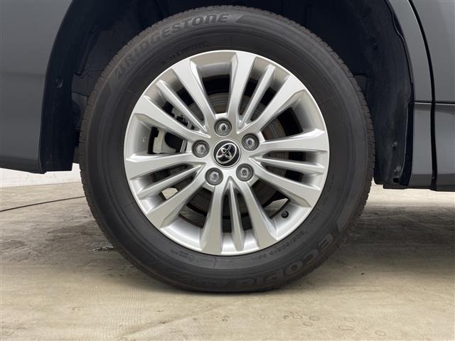 Toyota NOAH 2023 7511442-13