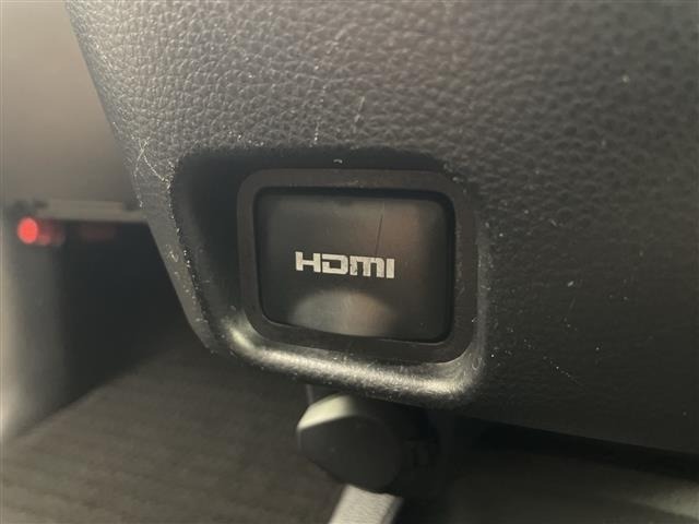 Toyota NOAH 2023 7511442-4