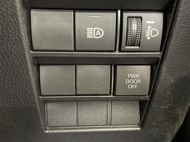 Toyota NOAH 2024 7511506-18