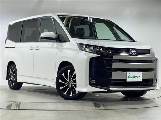 Toyota NOAH 2022 7511701-0