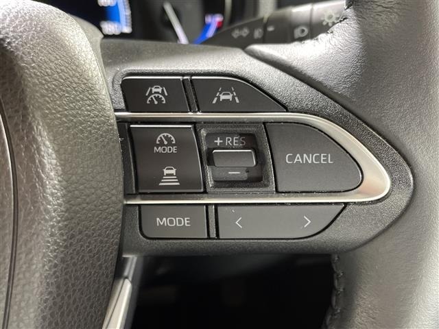 Toyota NOAH 2022 7511701-17