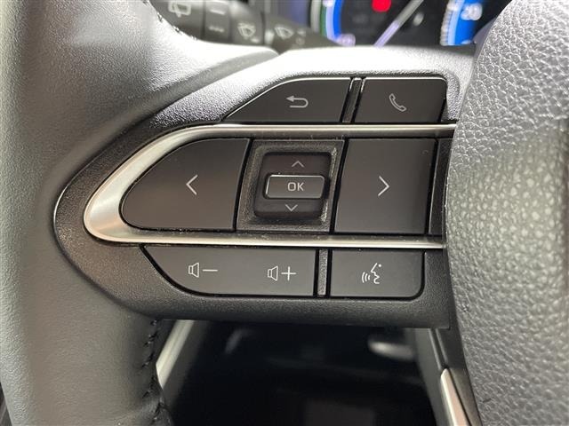 Toyota NOAH 2022 7511701-9