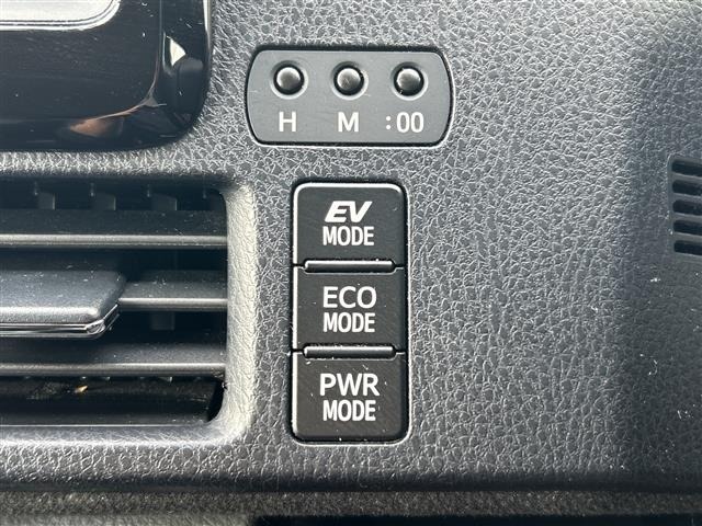 Toyota NOAH 2014 7512137-7