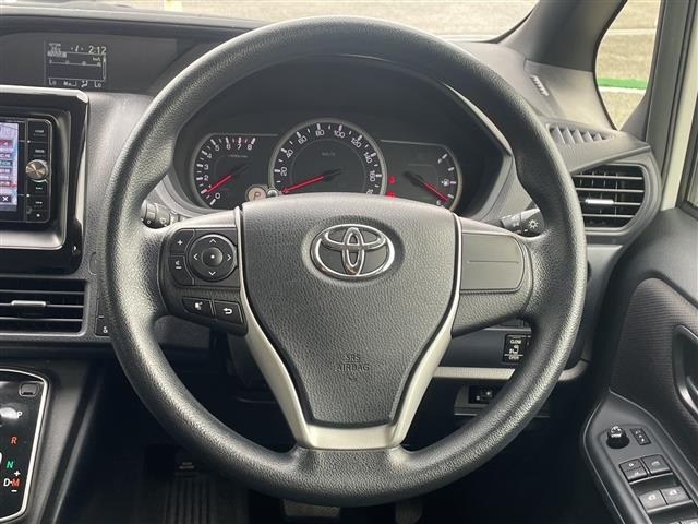Toyota NOAH 2014 7512412-18