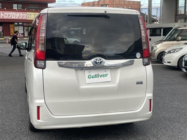 Toyota NOAH 2015 7512491-19