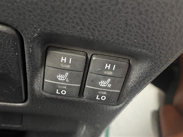 Toyota NOAH 2015 7512491-2