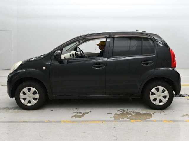 Toyota PASSO 2013 7506106-4