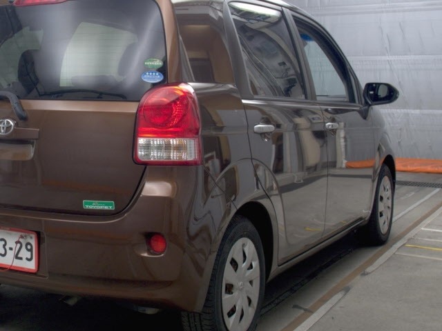 Toyota PORTE 2016 7520758-5