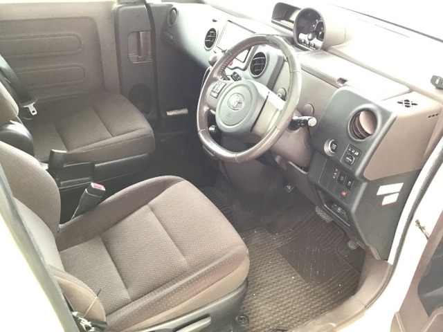 Toyota PORTE 2013 7520772-5