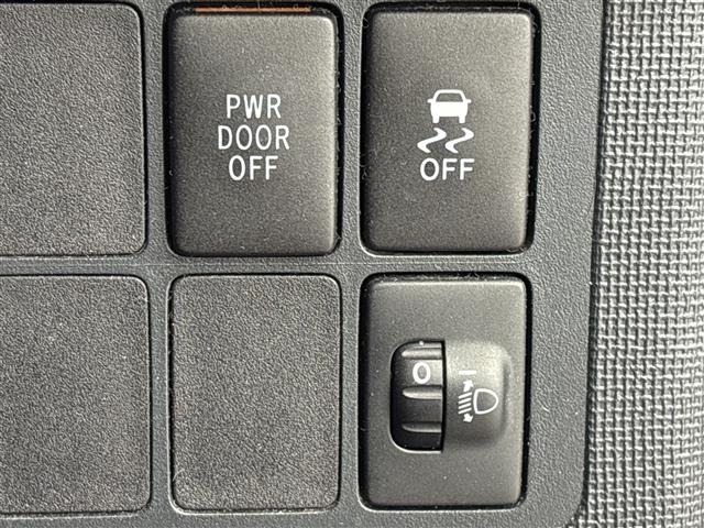 Toyota PORTE 2013 7520865-18