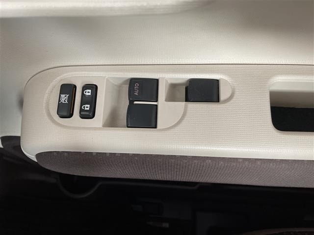 Toyota PORTE 2012 7520879-11