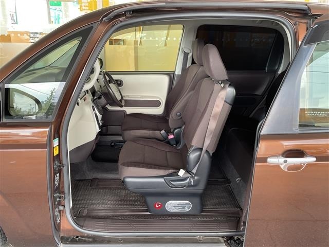 Toyota PORTE 2012 7520879-16