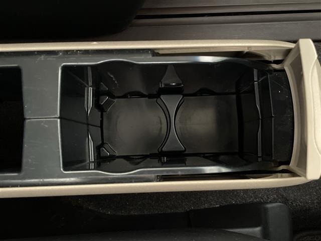Toyota PORTE 2012 7520879-2
