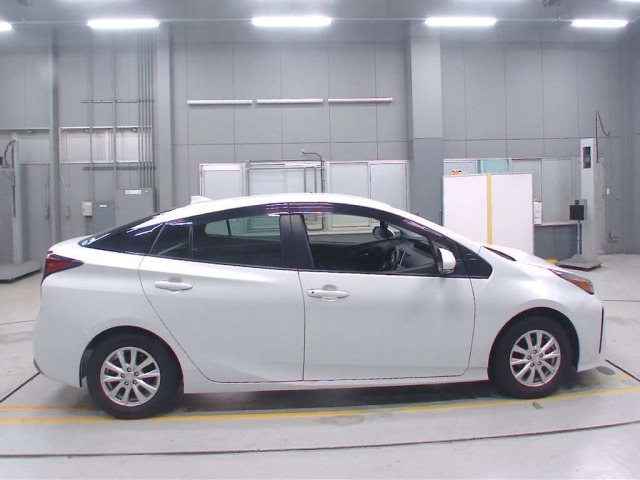 Toyota PRIUS 2021 7523639-3