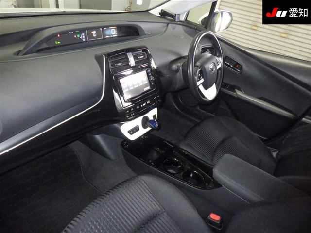Toyota PRIUS 2018 7523664-3