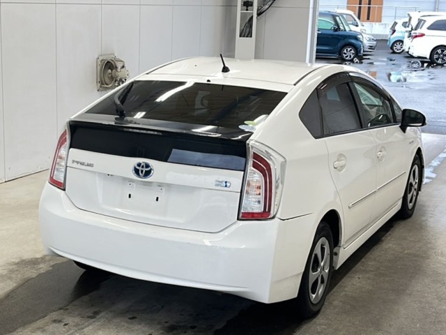Toyota PRIUS 2013 7523678-1