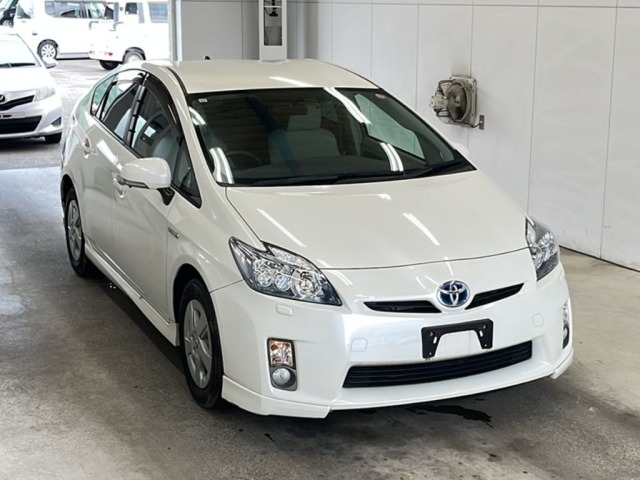 Toyota PRIUS 2011 7523687-4