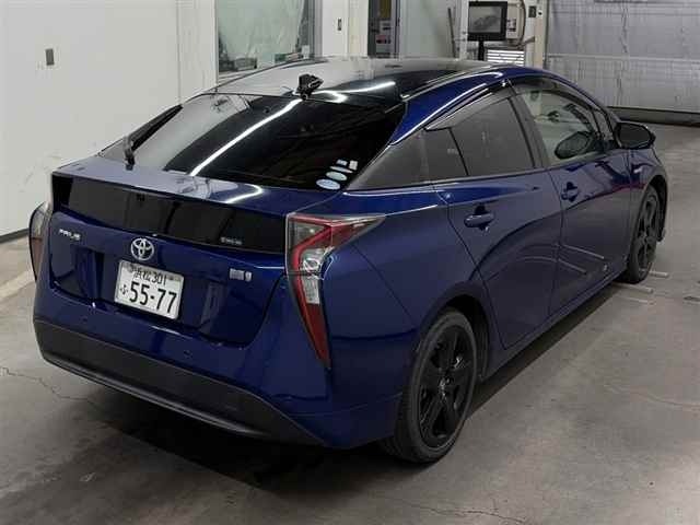 Toyota PRIUS 2018 7523731-5