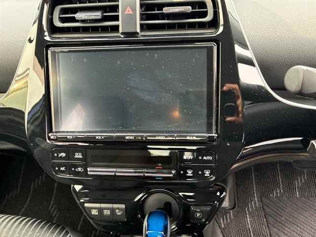 Toyota PRIUS 2018 7523731-6