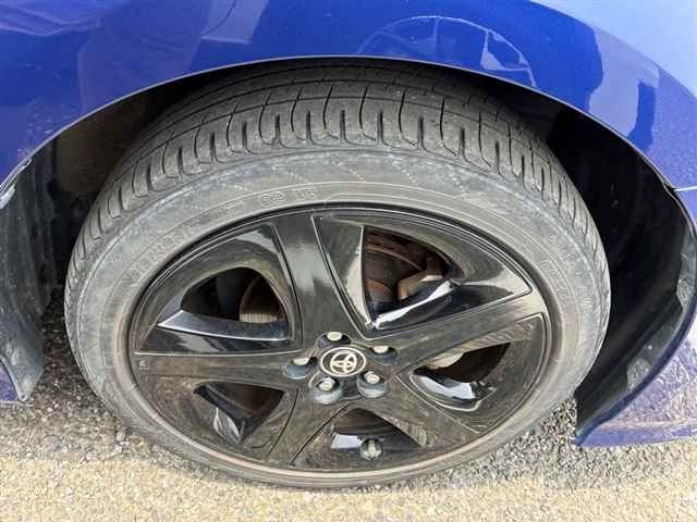 Toyota PRIUS 2018 7523731-9