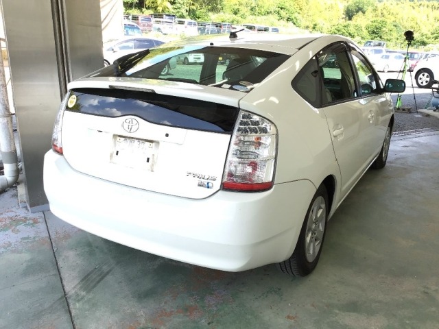 Toyota PRIUS 2007 7523749-4