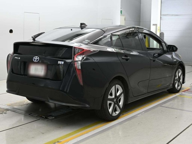 Toyota PRIUS 2016 7523790-1