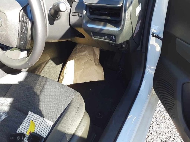 Toyota PRIUS 2023 7523791-9