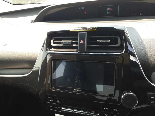 Toyota PRIUS 2019 7523799-12
