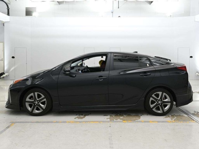 Toyota PRIUS 2021 7523800-4