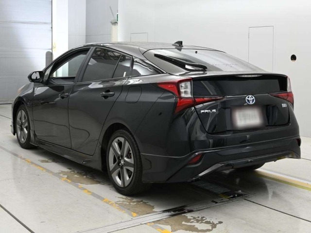 Toyota PRIUS 2021 7523800-6
