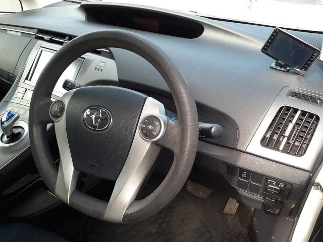 Toyota PRIUS 2014 7523808-9