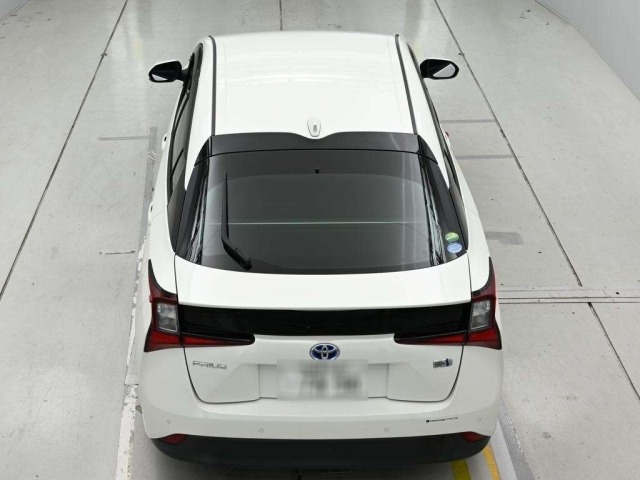 Toyota PRIUS 2019 7523809-8