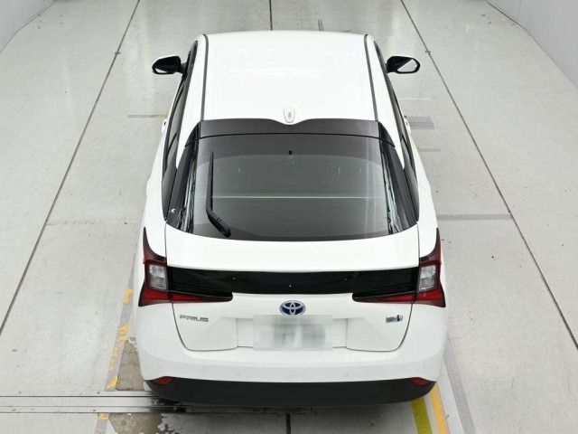 Toyota PRIUS 2023 7523811-8