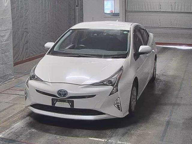 Toyota PRIUS 2017 7523820-0