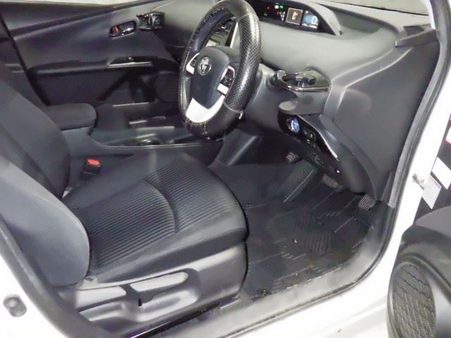Toyota PRIUS 2017 7523820-3